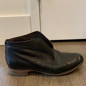 Coclico black boots